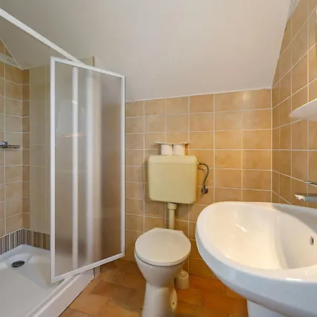 別荘 Edina By Interhome バラトンサールソー